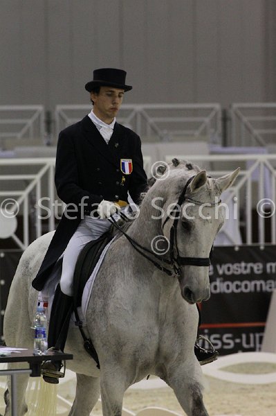 DUPERDU_PASSE PARTOUT_MILANO_2011_SS3_4852.jpg